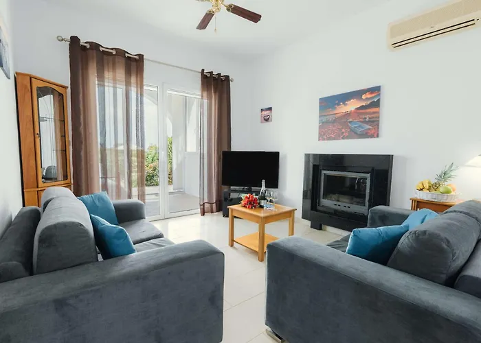 Dreams Ferienvilla By Interhome Holiday home Gennadi